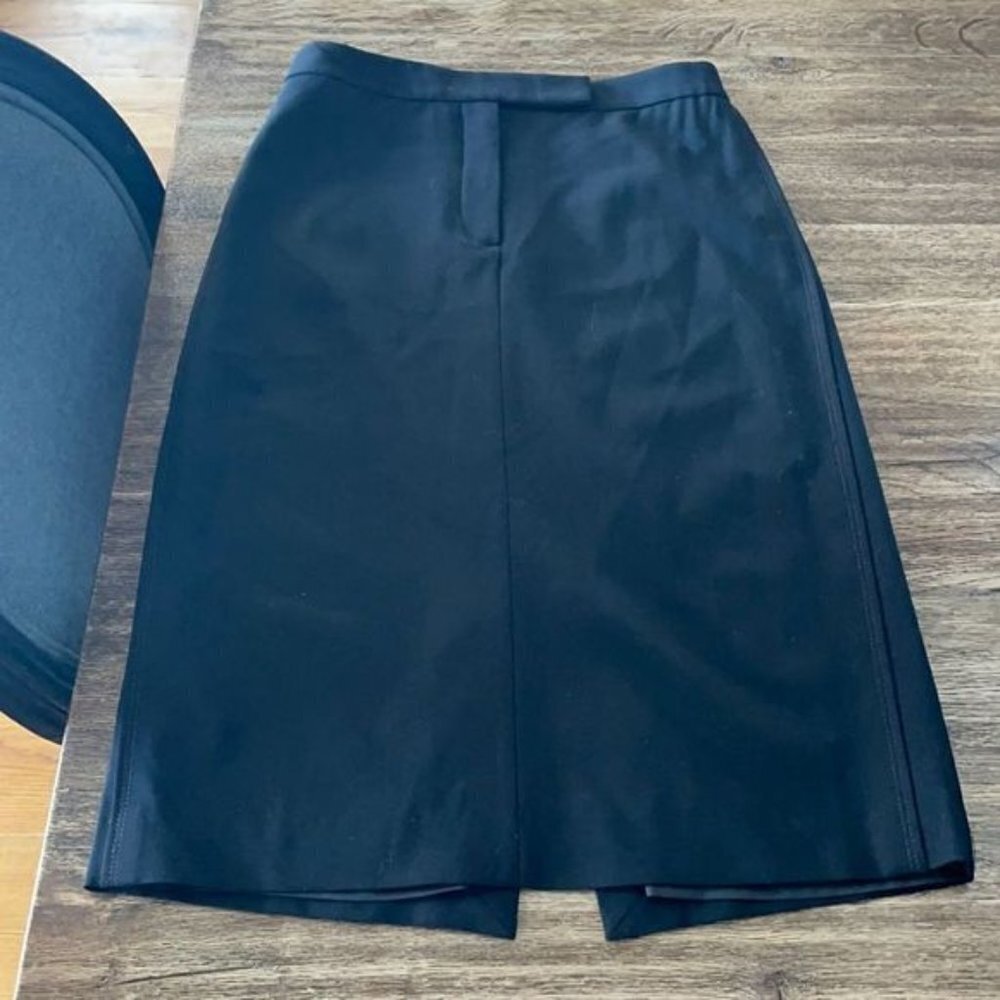 Judith & Charles knee skirt 6 black